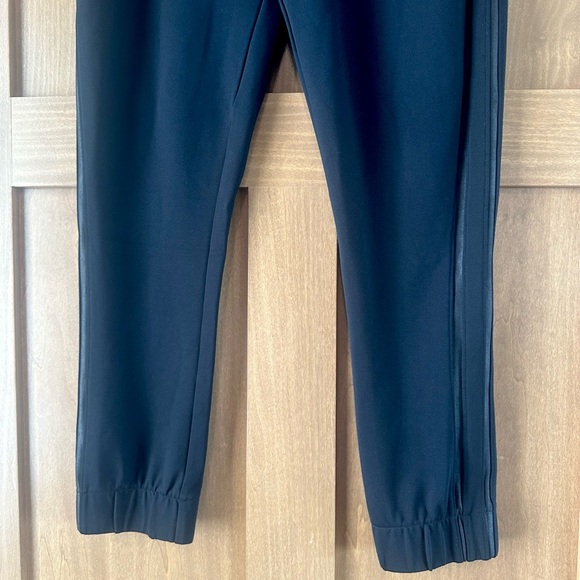 Spanx Black Faux Leather Striped Pull On Jogger Pants size XL - Picture 3 of 14